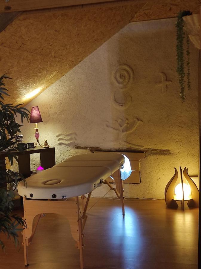Bout De Cote Bed & Breakfast Lacam-d'Ourcet Bagian luar foto