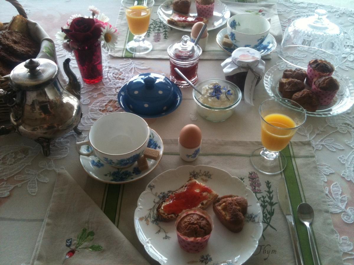 Bout De Cote Bed & Breakfast Lacam-d'Ourcet Bagian luar foto
