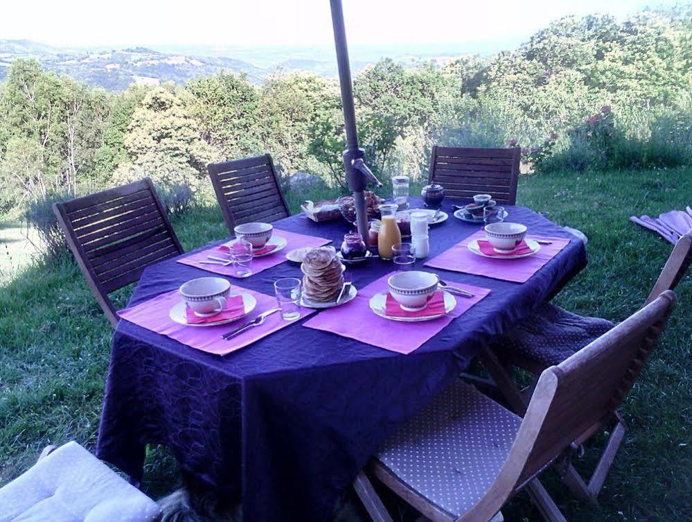 Bout De Cote Bed & Breakfast Lacam-d'Ourcet Bagian luar foto